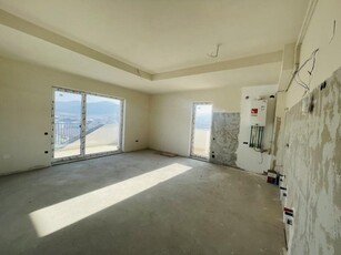 Apartament 3 camere semifinisat, 57,68mp, zona Eroilor Floresti