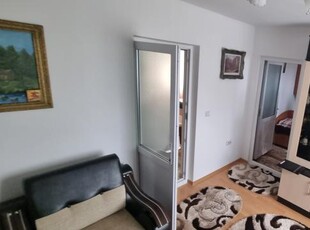 Apartament 3 camere zona Bulevard