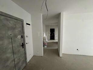 Apartament cu 3 camere semifinisat, Plopilor