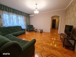 Apartament 3 camere de vanzare | complet mobilat | PRIMA UNIVERSITATII