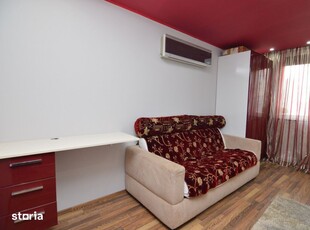 Inchiriez apartament