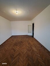 Apartament 2 camere, semidecomandat, parcare inclusa, zona Eroilor