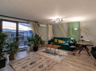 Penthouse 3 camere semicentral