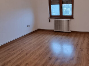 2 camere, , mp , de vanzare apartament in zona Bucium, Plopii fara sotDin 2008 sustinem Comunitatea Agentiilor Imobiliare din Iasi