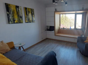 Apartament cu 2 camere decomandate Zona Ultracentrala