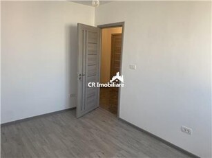 Vanzare apartament 3 camere Teiul Doamnei