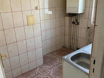 Apartament 2 camere Rahova, centrala termica, piata