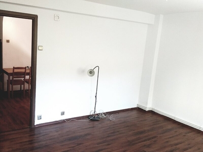 Apartament 2 camere Rahova, parter inalt, constructie 1990