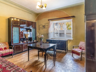 Apartament 2 camere vanzare in casă vilă Cluj, Turda, Central
