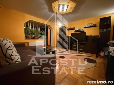 Apartament decomandat cu 3 camere in zona Girocului
