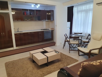 Inchiriere apartament 2 camere Unirii, Bratianu, stradal 1/7