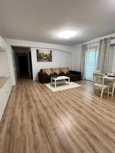 Apartament 3 camere Trapezului