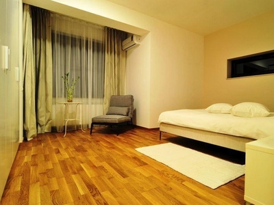 APARTAMENT 4 CAMERE