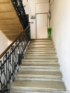 Apartament cu 2 camere etajul 2 langa Colegiu Banatean