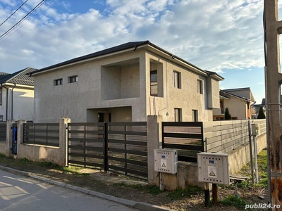 Casa de vanzare zona Ford - Craiova