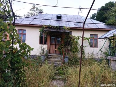 Casa județul Vâlcea comuna Lădești sat Chiricești