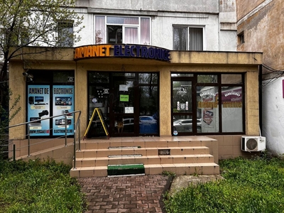 Spatiu comercial de vanzare