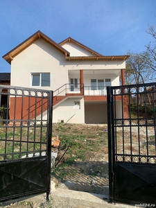 Vând Casă în comuna Mihăeşti,sat Bârzeşti