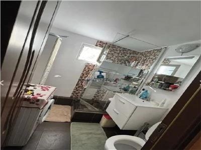 Vanzare Apartament 3 Camere Decomandat Aparatorii PatrieiIonescu Gheorghe