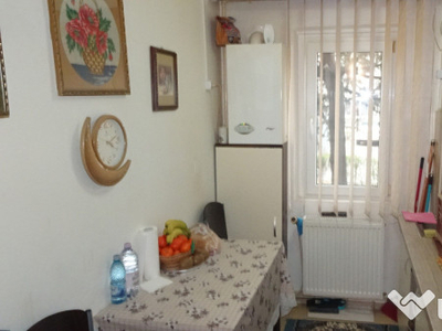 Apartament 2 camere semidecomandat in Deva, zona Minerului, parter