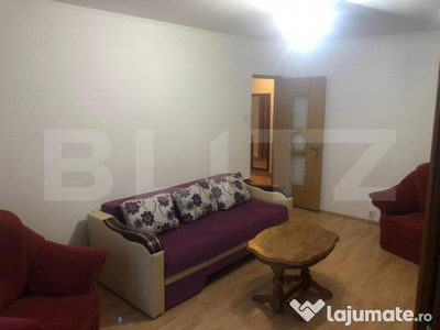 Apartament 3 camere, 60 mp, decomandat, etaj intermediar, zo