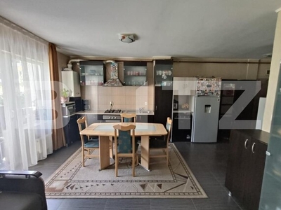 Apartament 3 camere, 64 mp cu parcare, Sesul de Sus