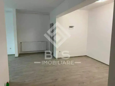 Apartament 3 camere // zona ISU