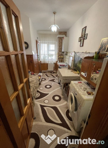 Apartament cu 2 camere decomandate Zona Burdujeni -Biserica Sf. Andrei