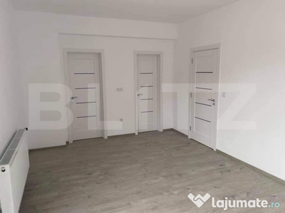 Apartament cu 3 camere, 2 bai, decomandat zona ISU