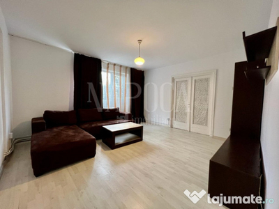 Apartament cu 3 camere in Centru!