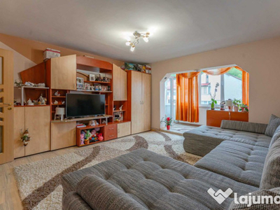 Apartament spațios cu 3 camere în Brașov, zona Noua