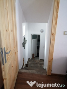 Casa de inchiriat pe noapte sau perioade mari Codlea, Brasov