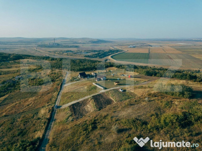 Teren intravilan, 750mp, vedere panoramica, langa Padurea To