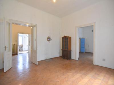 Apartament circular cu 4 camere-Zona Balcescu Timisoara