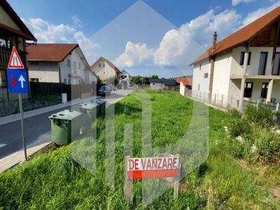Teren Duplex / Casa single | 485mpu | Utilitati | Intravilan