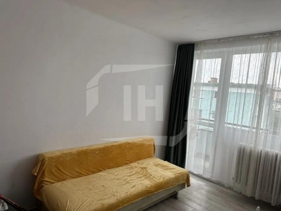 Apartament 2 camere, semidecomandat, Zona Centrala