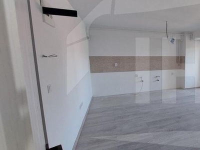 Apartament 2 camere, etaj intermediar, Dambul Rotund