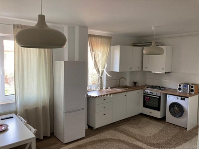 Apartament 3 camere, finisat, mobilat, utilat, parcare inclusa, zona aerisita