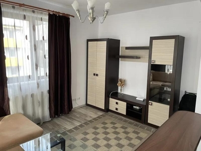 Apartament 3 camere Teilor