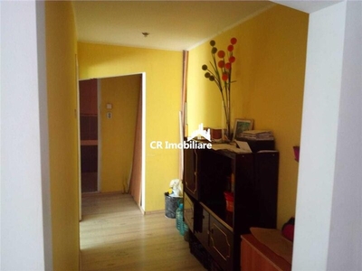 Apartament 4 camere Fizicienilor, de vanzare 4 camere