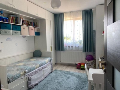 Apartament cu 3 camere in zona Baciu