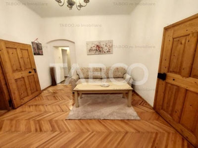 Apartament la casa de vanzare 56 mpu 2 camere parter Centrul Istoric