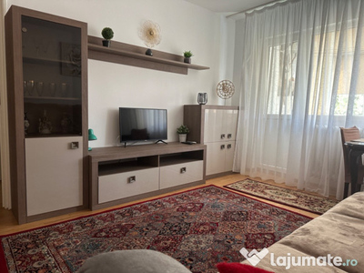 Închiriez apartament 3 camere Pantelimon