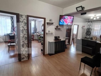 Apartament 4 camere, 75 mp utili, 2 bai, zona Stejarului