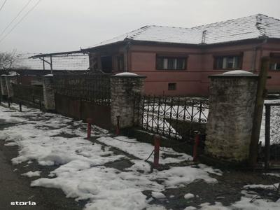 Casa de vanzare in localitatea Zam, judet Hunedoara, teren 20.000mp