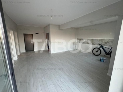 Apartament 2 camere cu balcon si boxa in bloc cu lift zona Selimbar