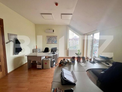 Apartament de 5 camere în vilă, 148 mp, zona Buna Ziua