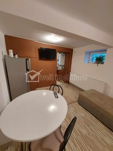 Apartament o camera de vanzare in Centru, strada Horea, Cluj Napoca