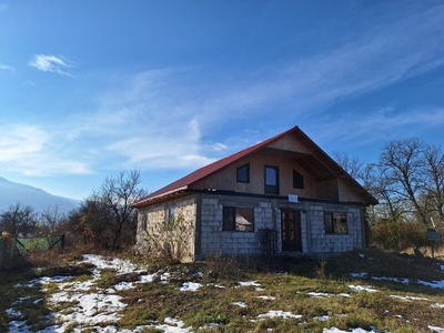 Casa Serbesti, Vidra, Vrancea, casa de vanzare