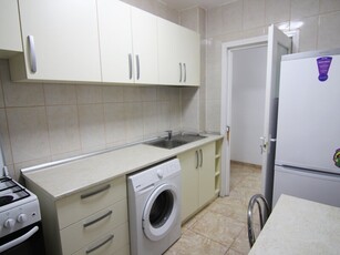 Inchiriere apartament 3 camere Dinicu Golescu Inchiriez apartament cu 3 camere